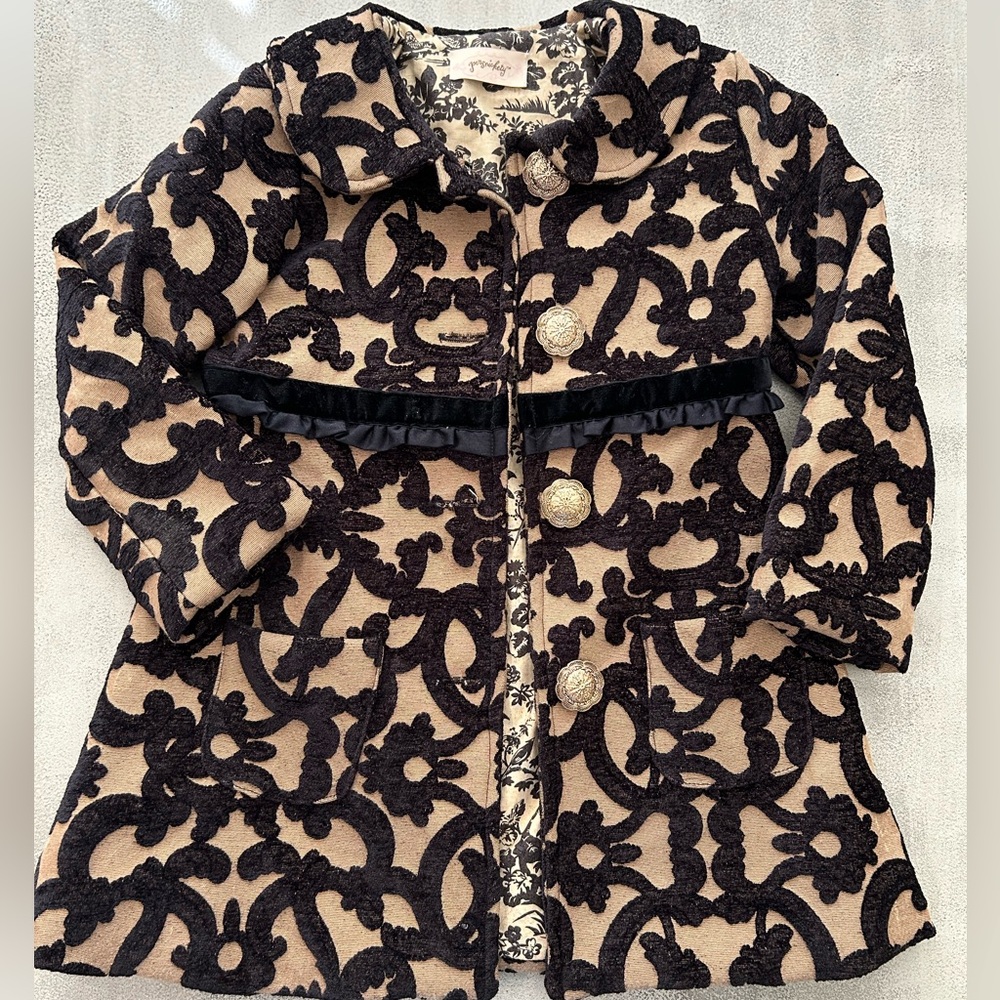 Pernickety coat
